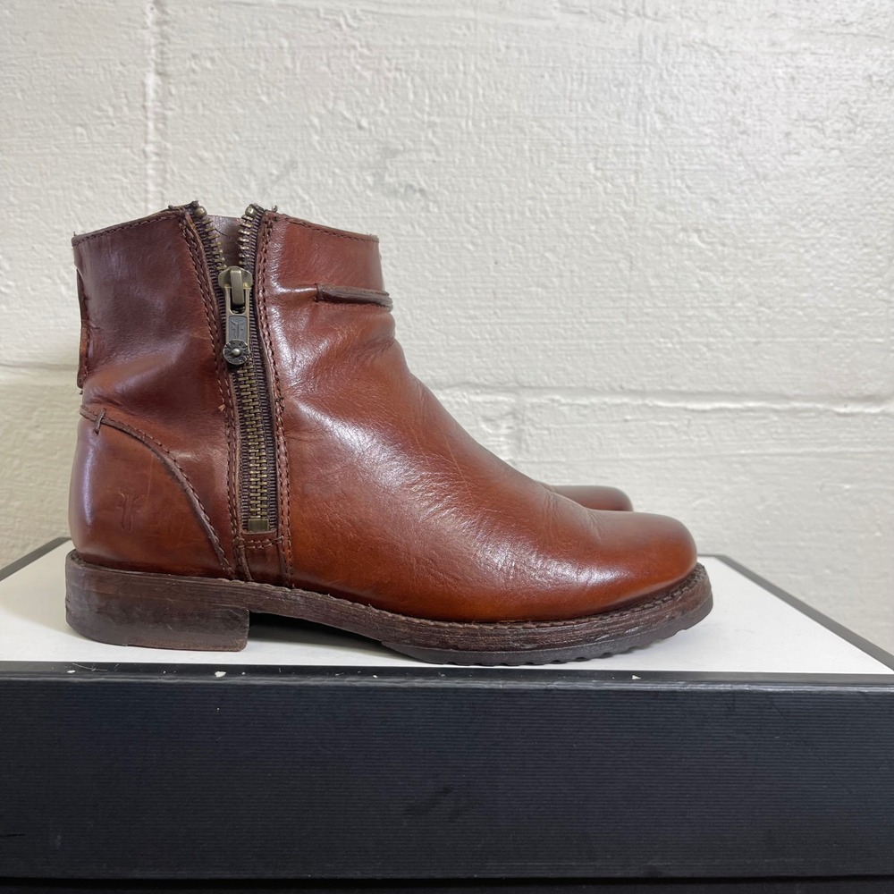 Frye‎ Veronica Brown Leather Double Zip Ankle Boots Round Toe Women's Size 5.5 B